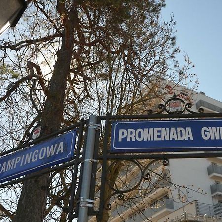 ミエンジズドロイェMaly Przytulny Apartament Z Widokiem Na Morze - Po Remoncieアパートメント エクステリア 写真